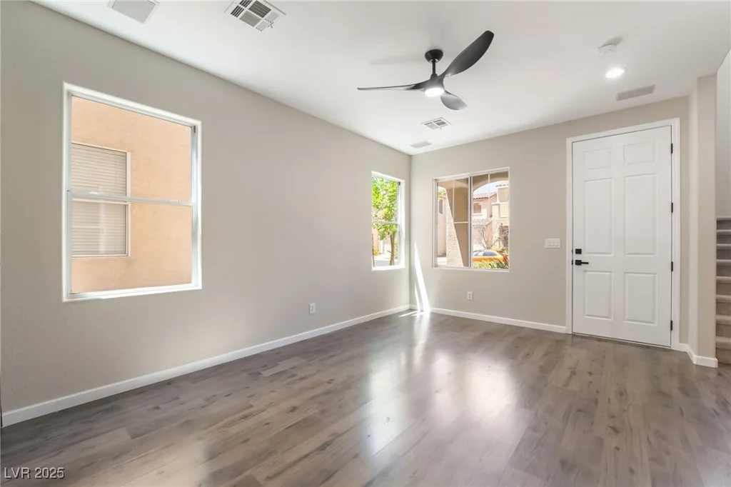 6260 Castle Kennedy, Henderson, NV 89011