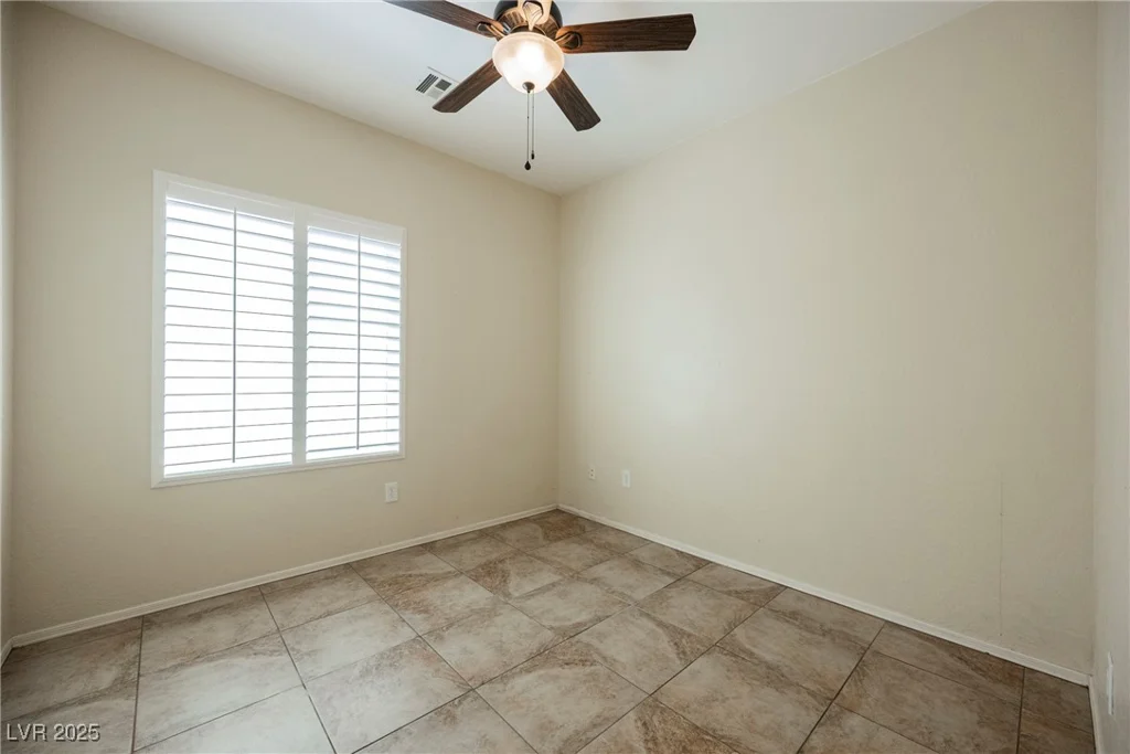 7957 Fantail, North Las Vegas, NV 89084