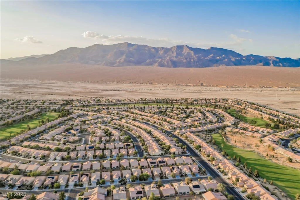 7957 Fantail, North Las Vegas, NV 89084