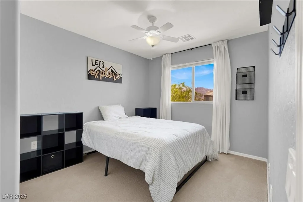 6869 Desert Thrasher, North Las Vegas, NV 89084