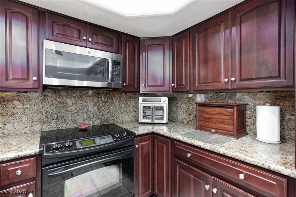 2749 Lodestone, Las Vegas, NV 89117