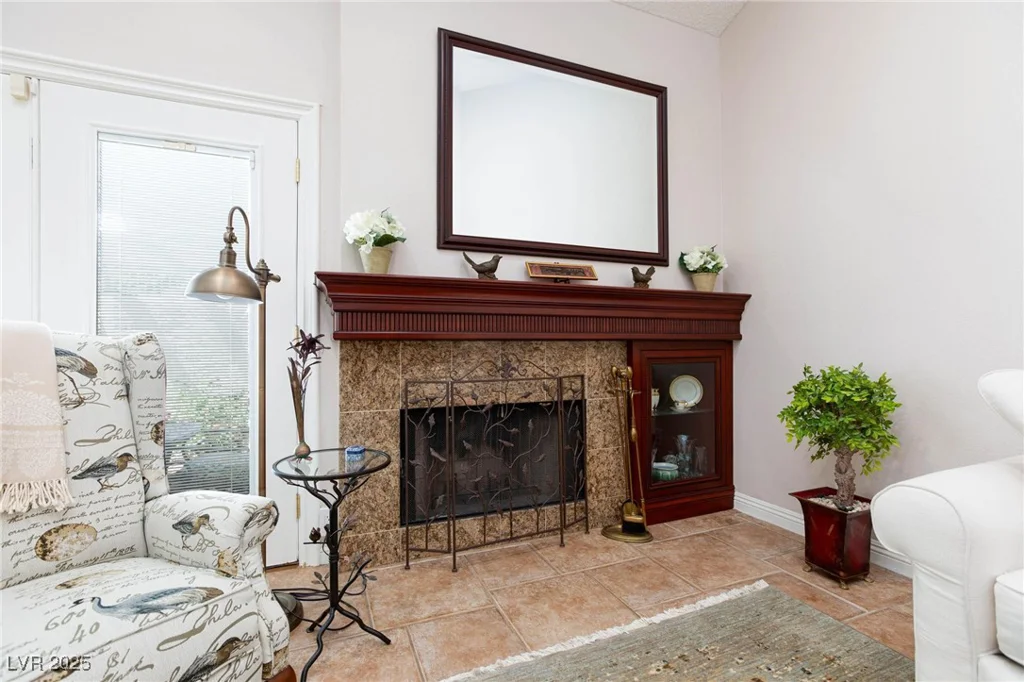 2749 Lodestone, Las Vegas, NV 89117