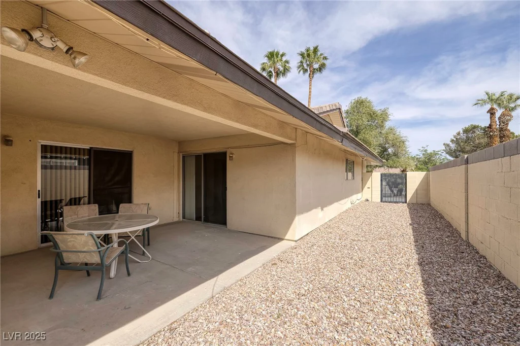 4219 Pinecrest, Las Vegas, NV 89121