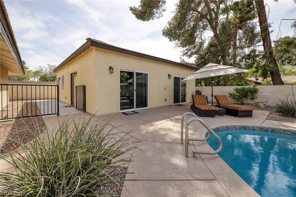 4219 Pinecrest, Las Vegas, NV 89121