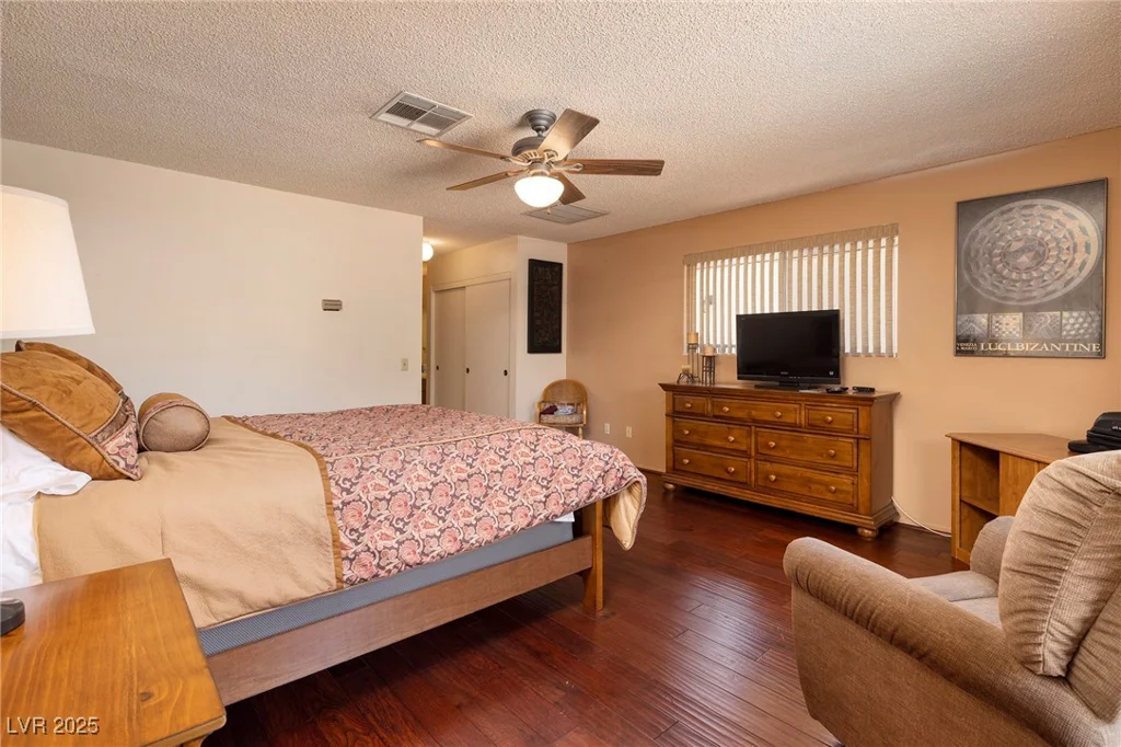 4219 Pinecrest, Las Vegas, NV 89121