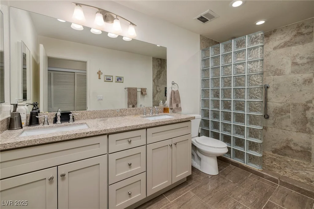 4219 Pinecrest, Las Vegas, NV 89121