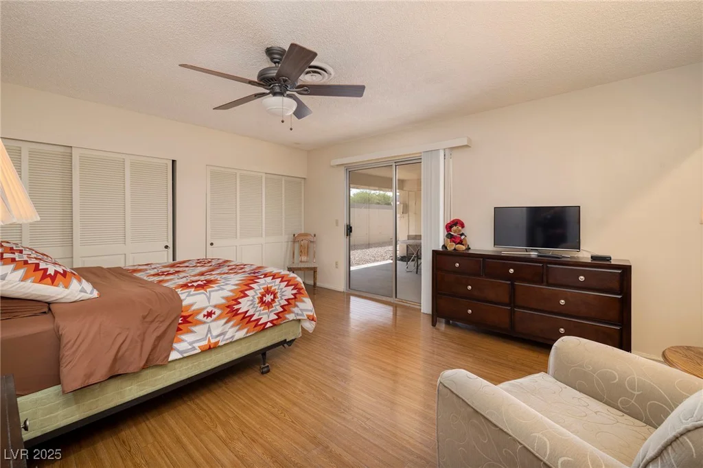 4219 Pinecrest, Las Vegas, NV 89121