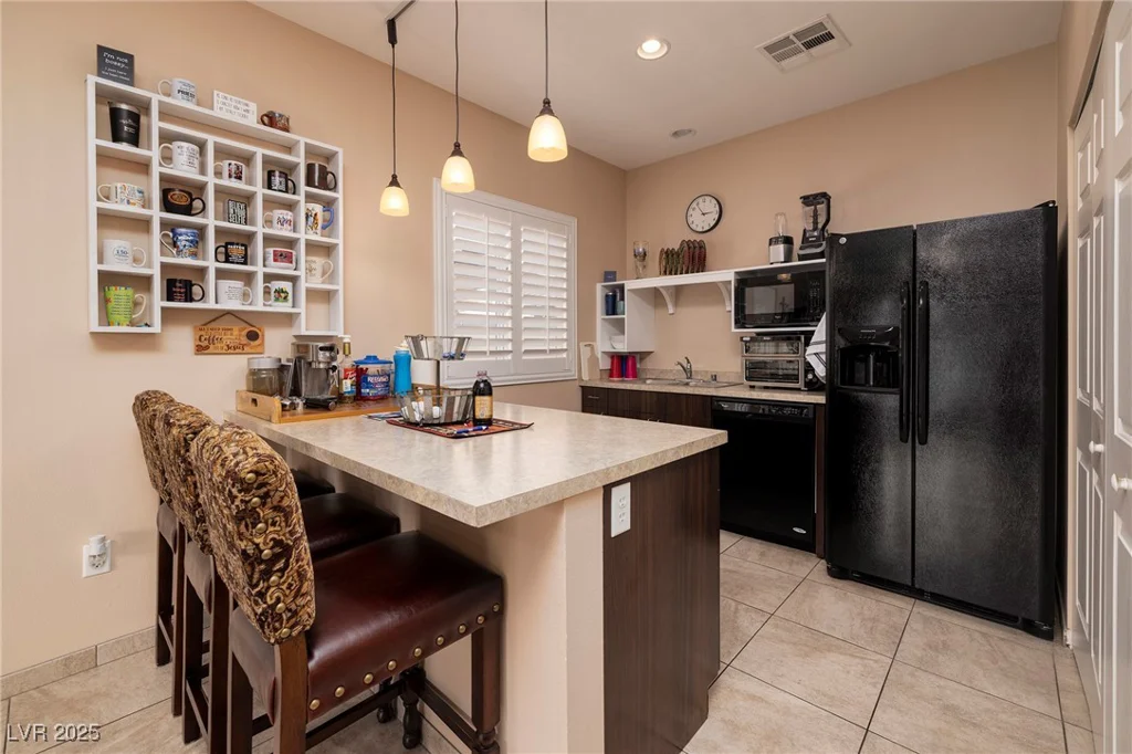 4219 Pinecrest, Las Vegas, NV 89121
