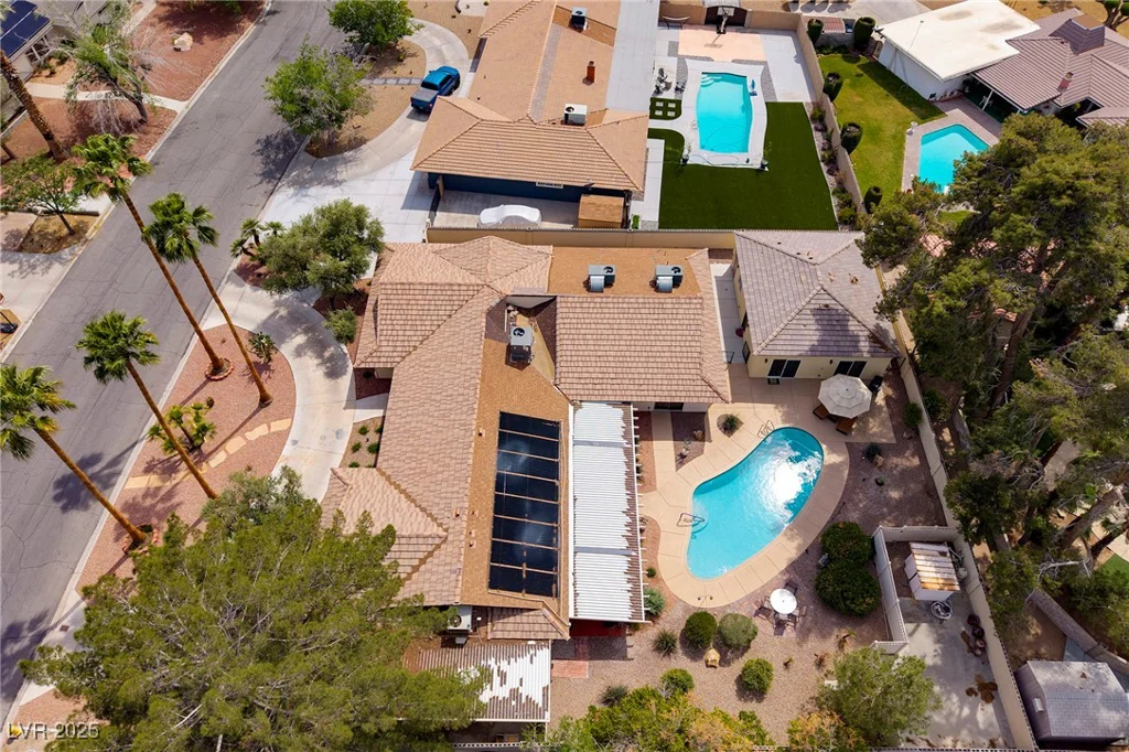 4219 Pinecrest, Las Vegas, NV 89121