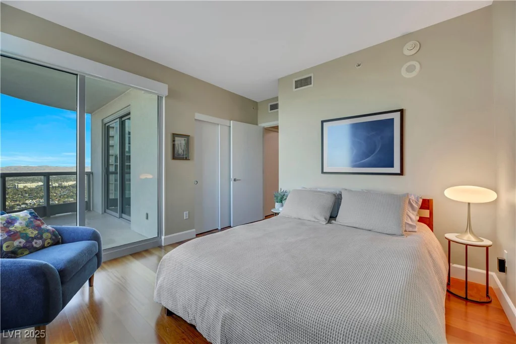 222 Karen, Las Vegas, NV 89109