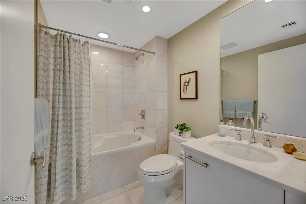 222 Karen, Las Vegas, NV 89109