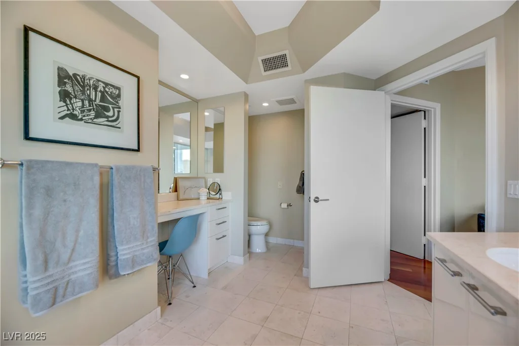 222 Karen, Las Vegas, NV 89109