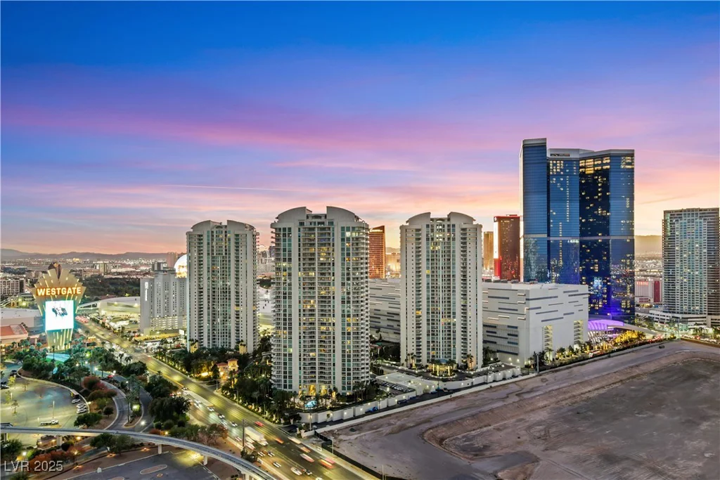 222 Karen, Las Vegas, NV 89109