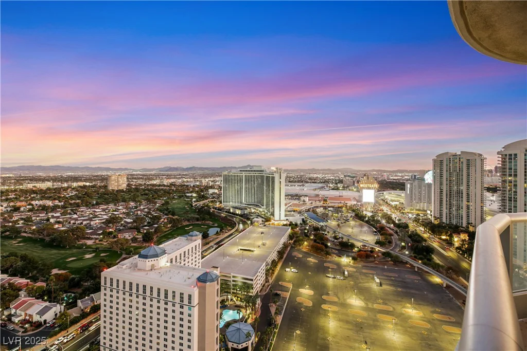 222 Karen, Las Vegas, NV 89109