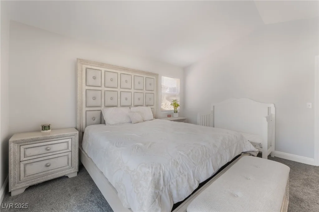 2452 Silver Shadow, Las Vegas, NV 89108
