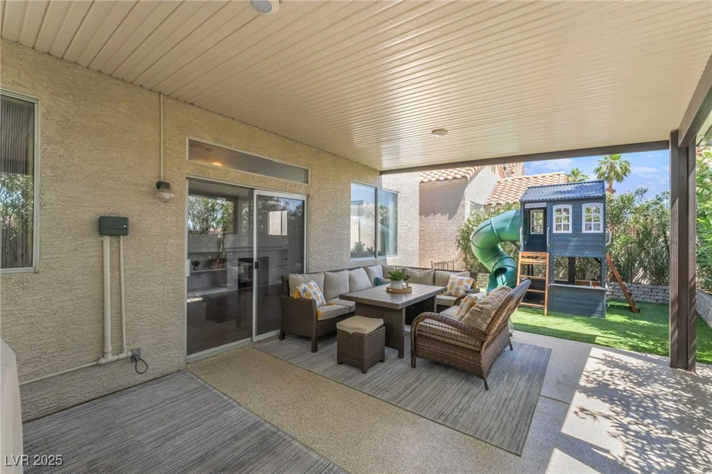 2452 Silver Shadow, Las Vegas, NV 89108