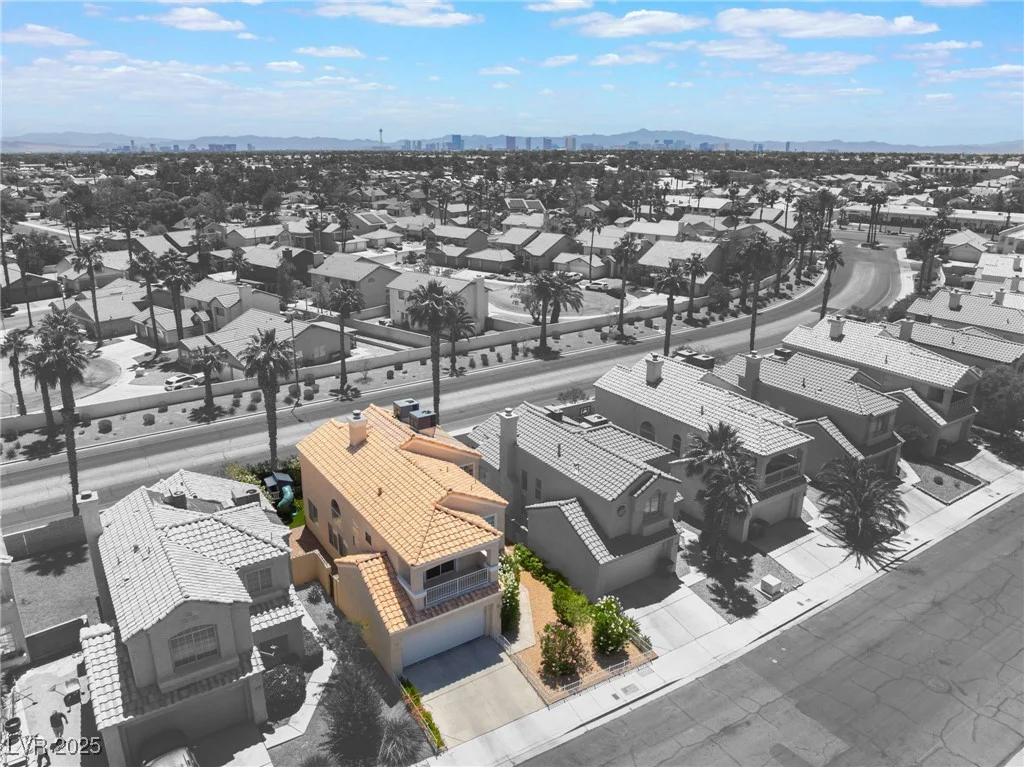 2452 Silver Shadow, Las Vegas, NV 89108