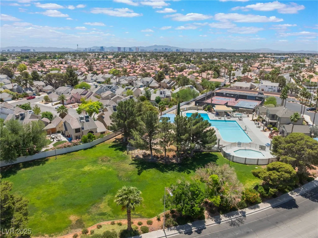 2452 Silver Shadow, Las Vegas, NV 89108