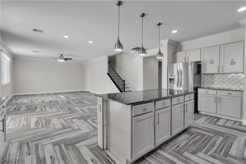 5425 Pride Mountain, North Las Vegas, NV 89031
