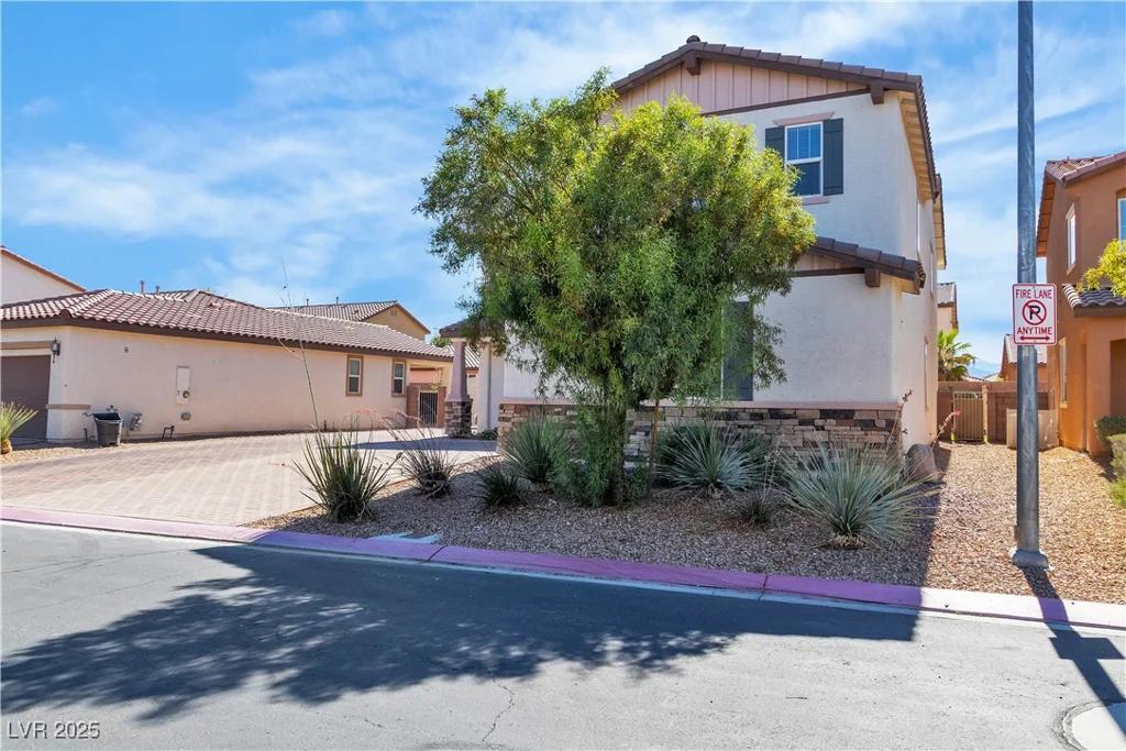 5425 Pride Mountain, North Las Vegas, NV 89031