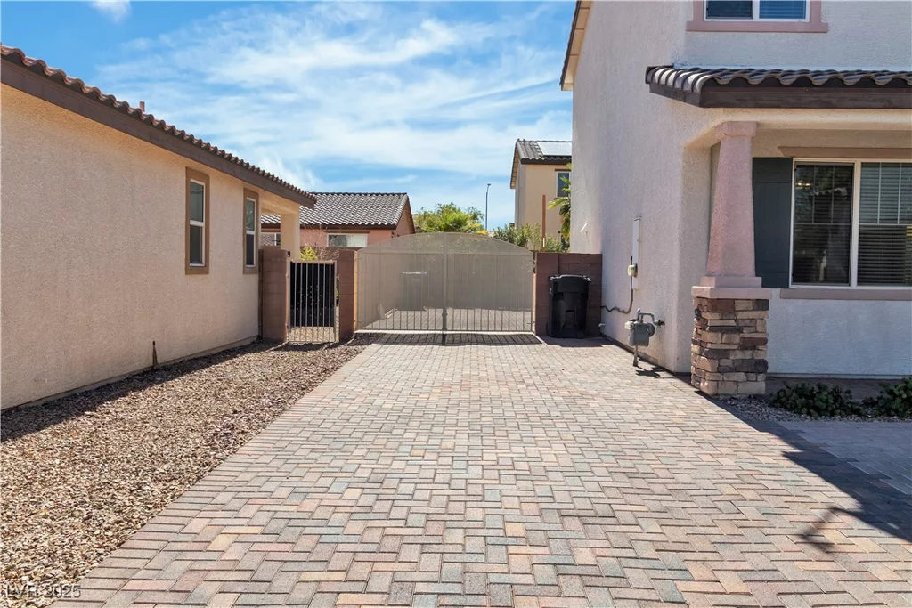 5425 Pride Mountain, North Las Vegas, NV 89031