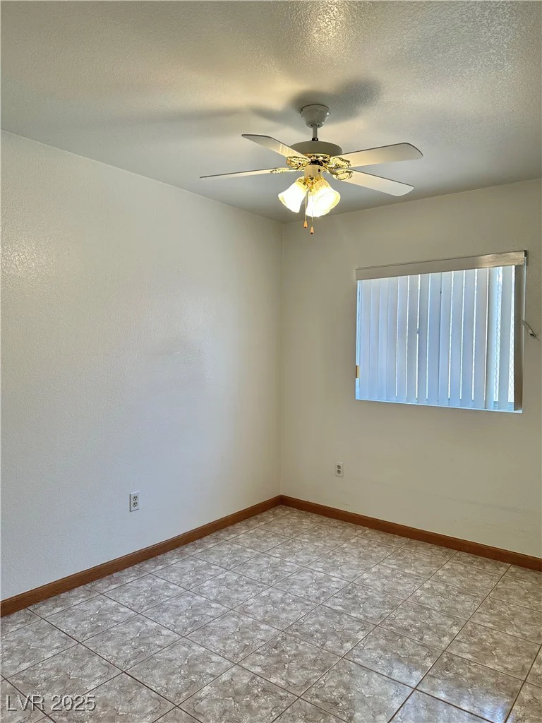 2621 Blue Reef, North Las Vegas, NV 89032