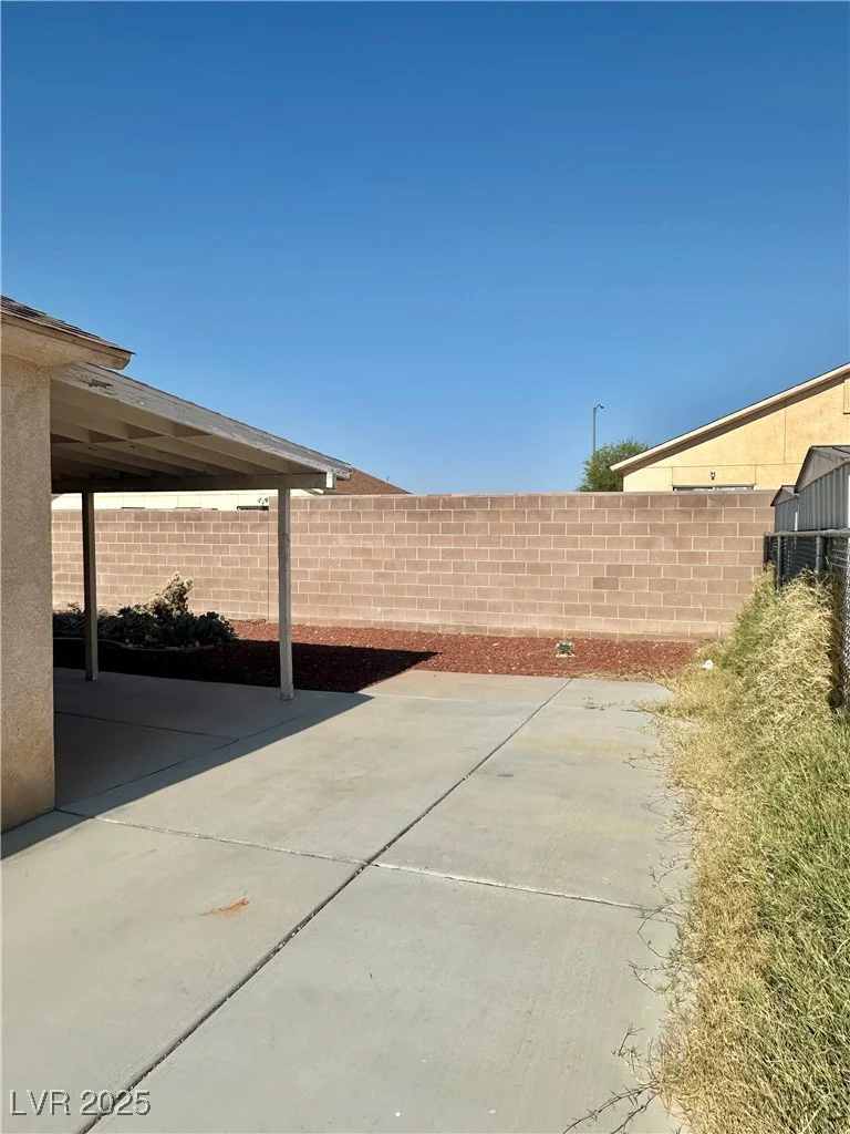 2621 Blue Reef, North Las Vegas, NV 89032
