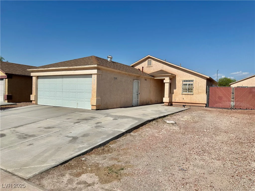 2621 Blue Reef, North Las Vegas, NV 89032