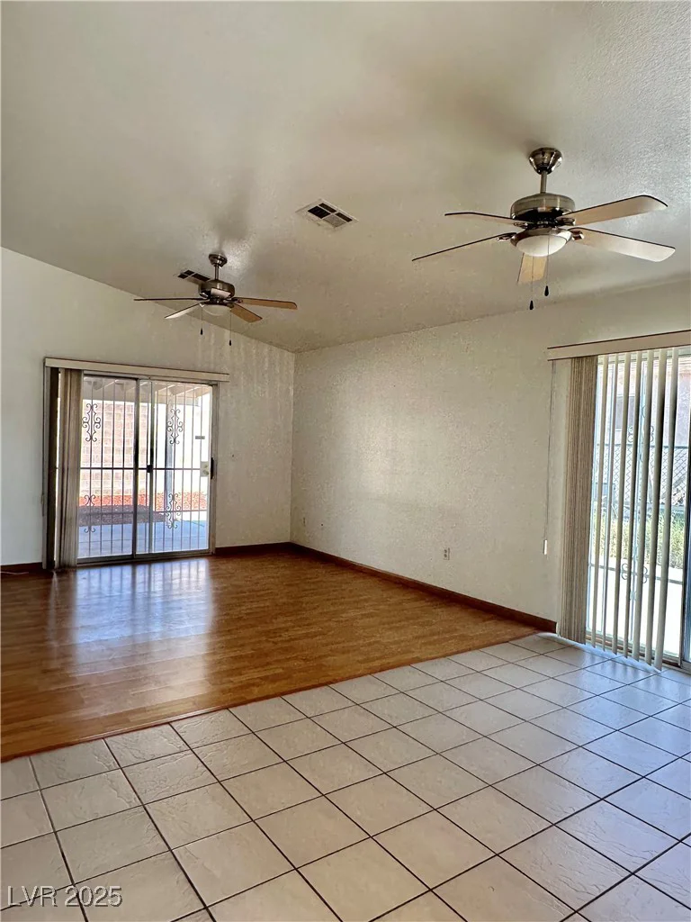 2621 Blue Reef, North Las Vegas, NV 89032