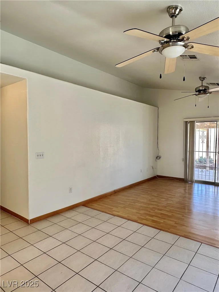 2621 Blue Reef, North Las Vegas, NV 89032