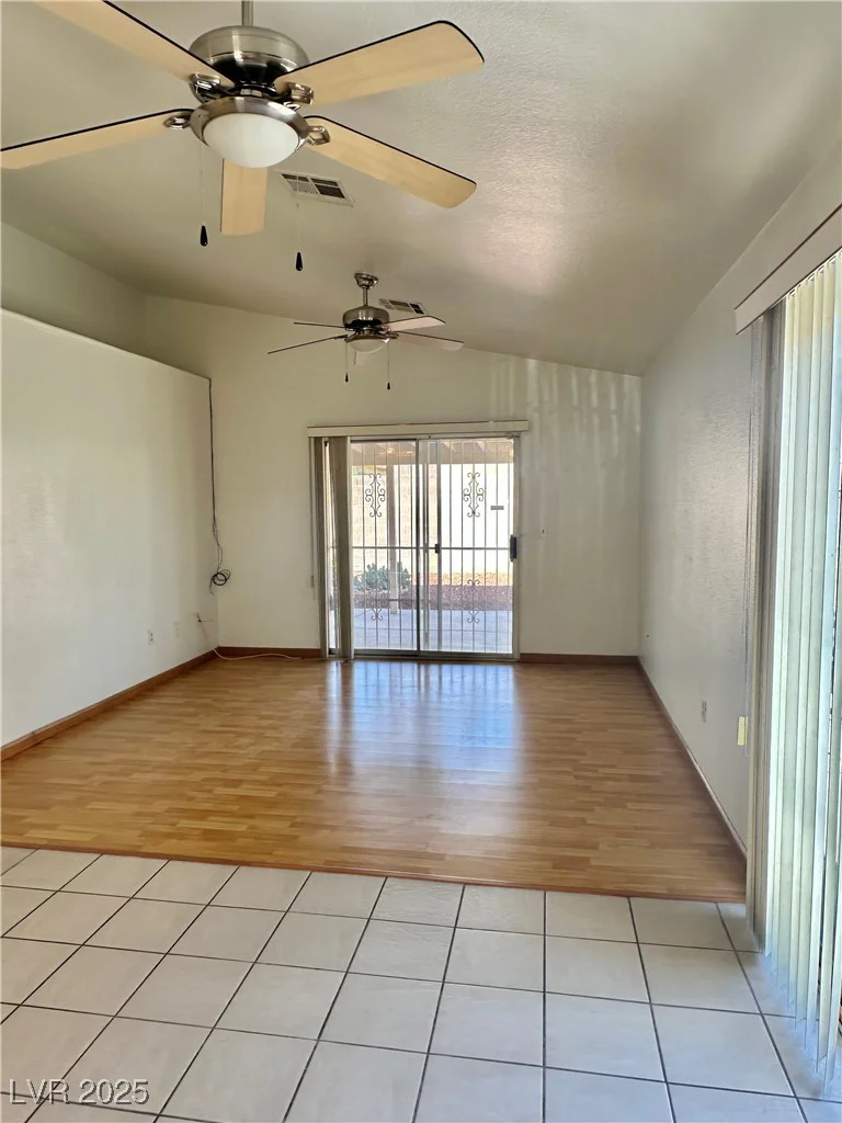 2621 Blue Reef, North Las Vegas, NV 89032