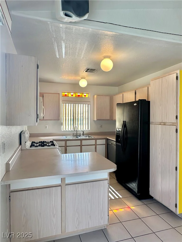 2621 Blue Reef, North Las Vegas, NV 89032