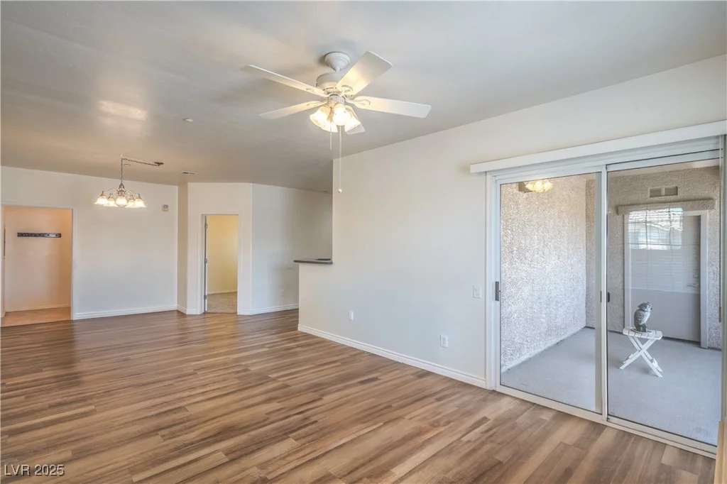 4725 Basilicata, North Las Vegas, NV 89084