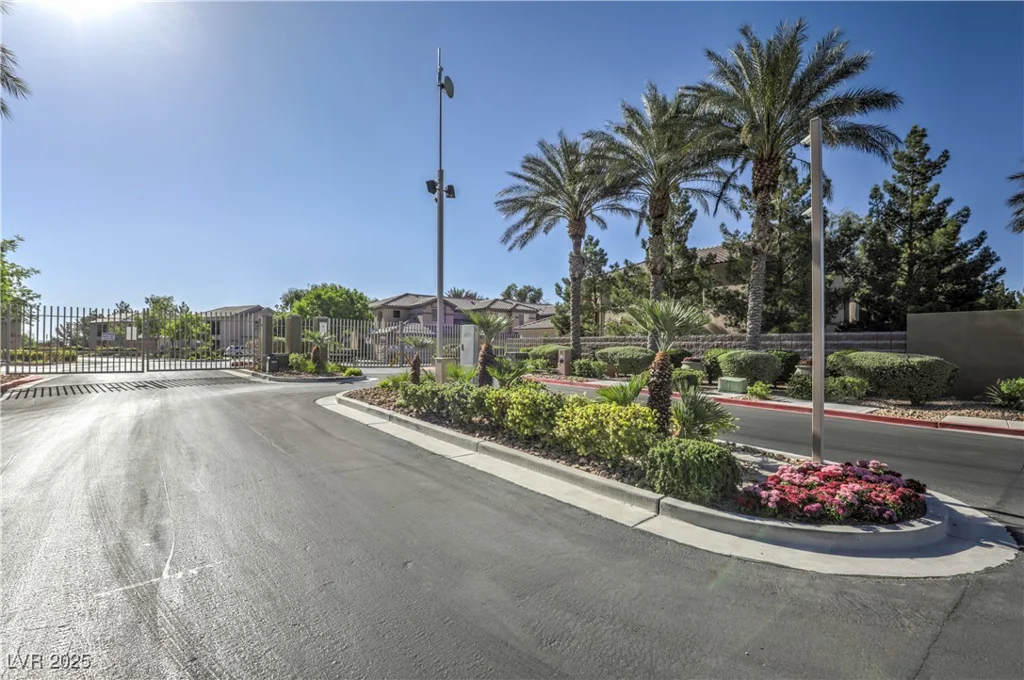 4725 Basilicata, North Las Vegas, NV 89084