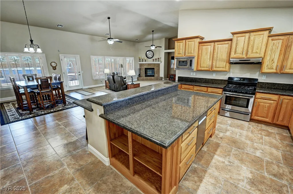 1361 Moose, Pahrump, NV 89048