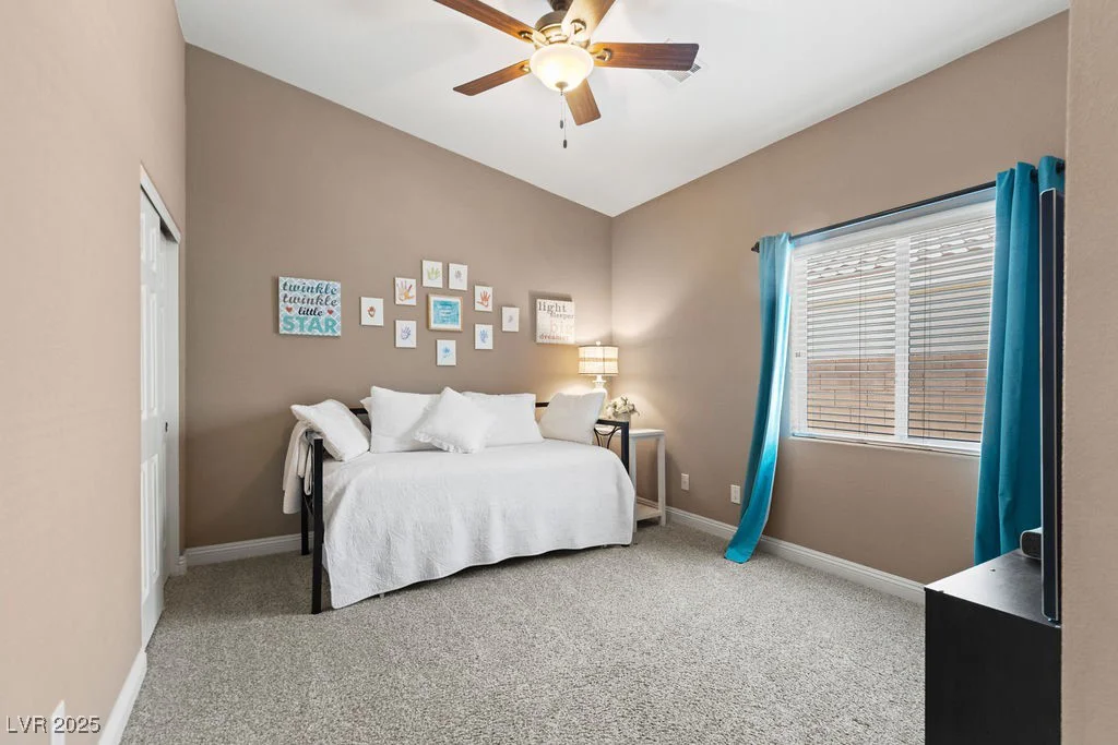 2025 Dakota Lodge, Las Vegas, NV 89123