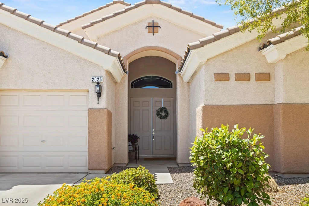 2025 Dakota Lodge, Las Vegas, NV 89123