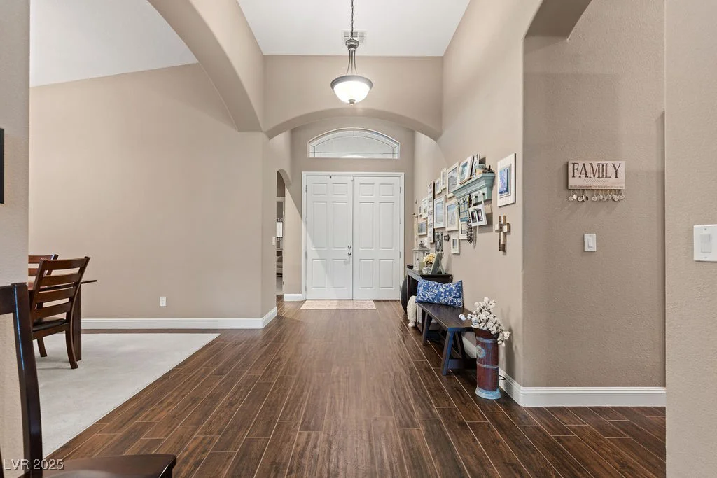 2025 Dakota Lodge, Las Vegas, NV 89123