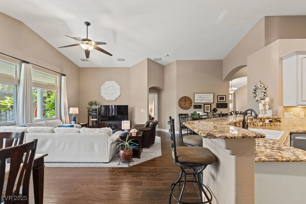 2025 Dakota Lodge, Las Vegas, NV 89123