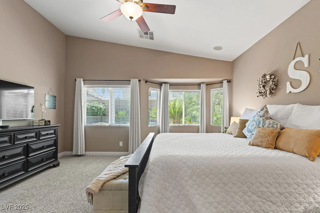 2025 Dakota Lodge, Las Vegas, NV 89123