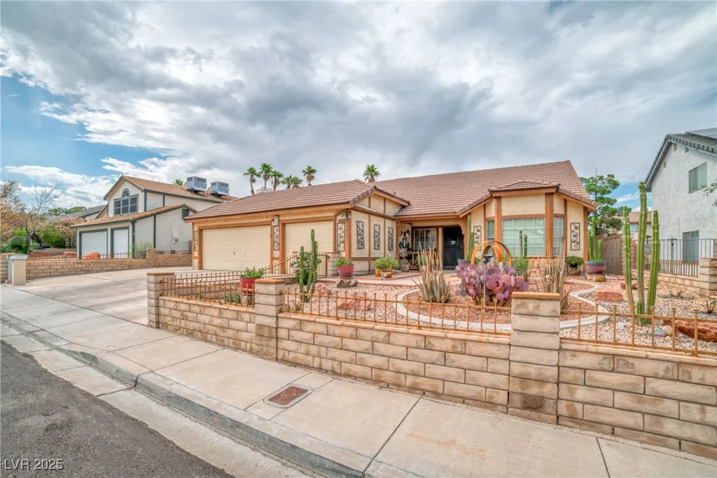 6508 Peppermill, Las Vegas, NV 89146