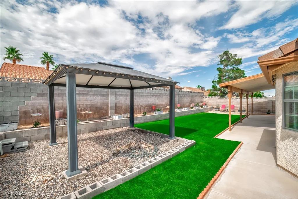 6508 Peppermill, Las Vegas, NV 89146