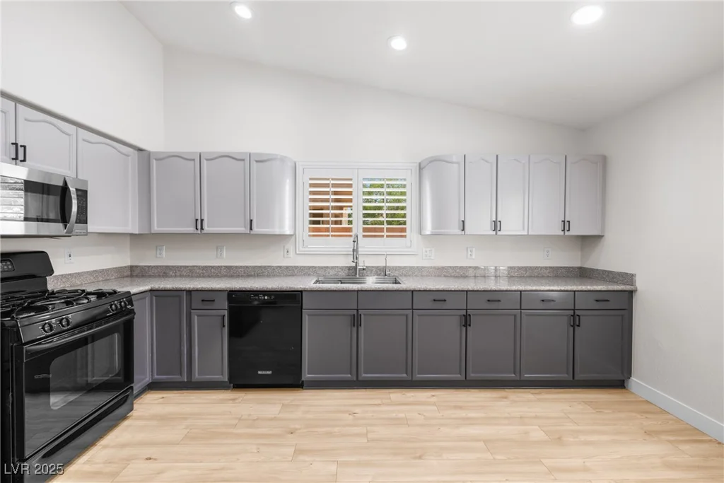 1515 Horizon Crest, Henderson, NV 89012