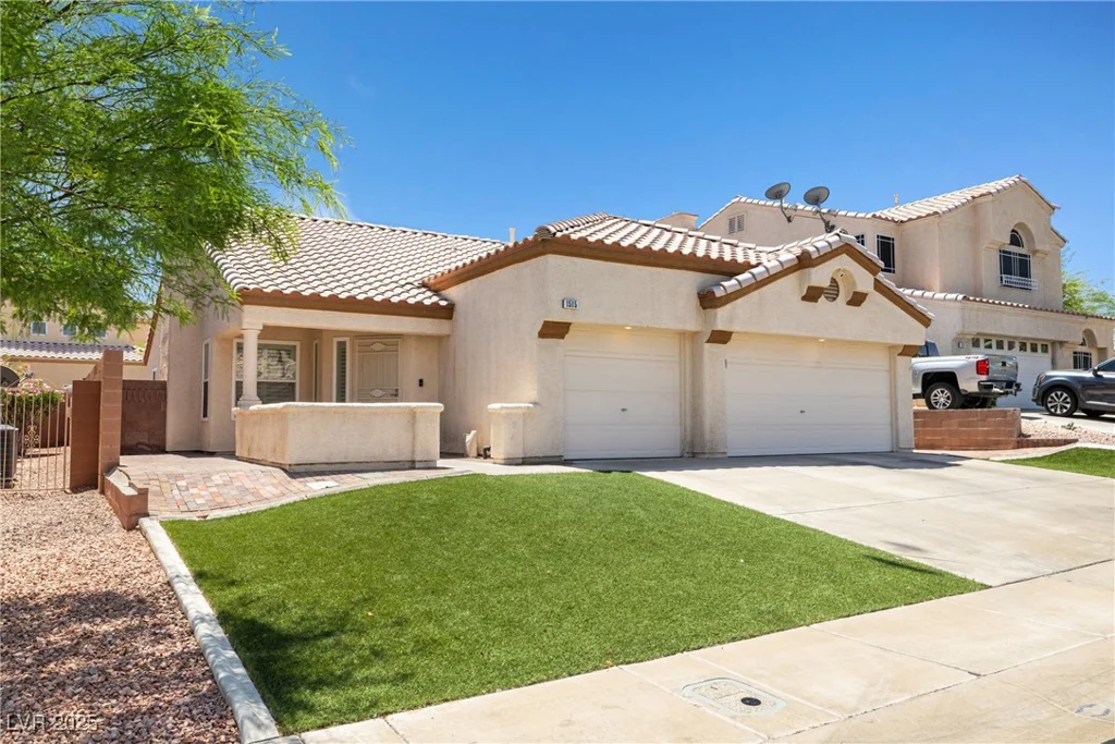 1515 Horizon Crest, Henderson, NV 89012