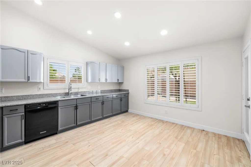1515 Horizon Crest, Henderson, NV 89012
