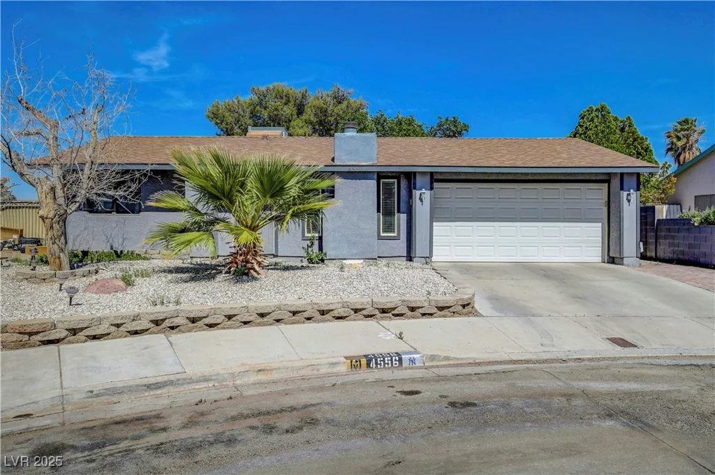 4556 Kenilworth, Las Vegas, NV 89147