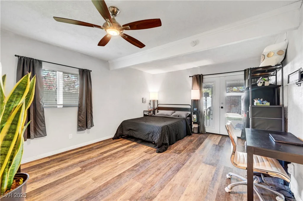 4556 Kenilworth, Las Vegas, NV 89147