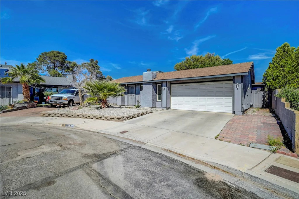 4556 Kenilworth, Las Vegas, NV 89147
