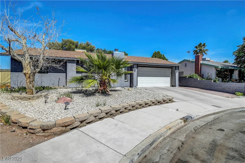 4556 Kenilworth, Las Vegas, NV 89147