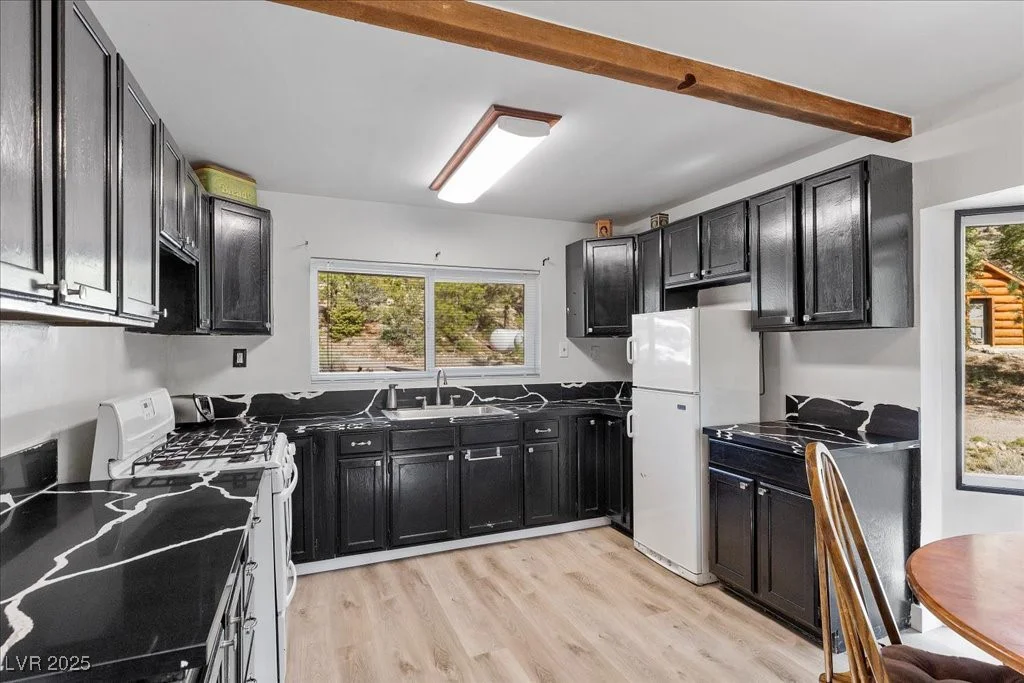 5230 Whispering Robin, Mount Charleston, NV 89124
